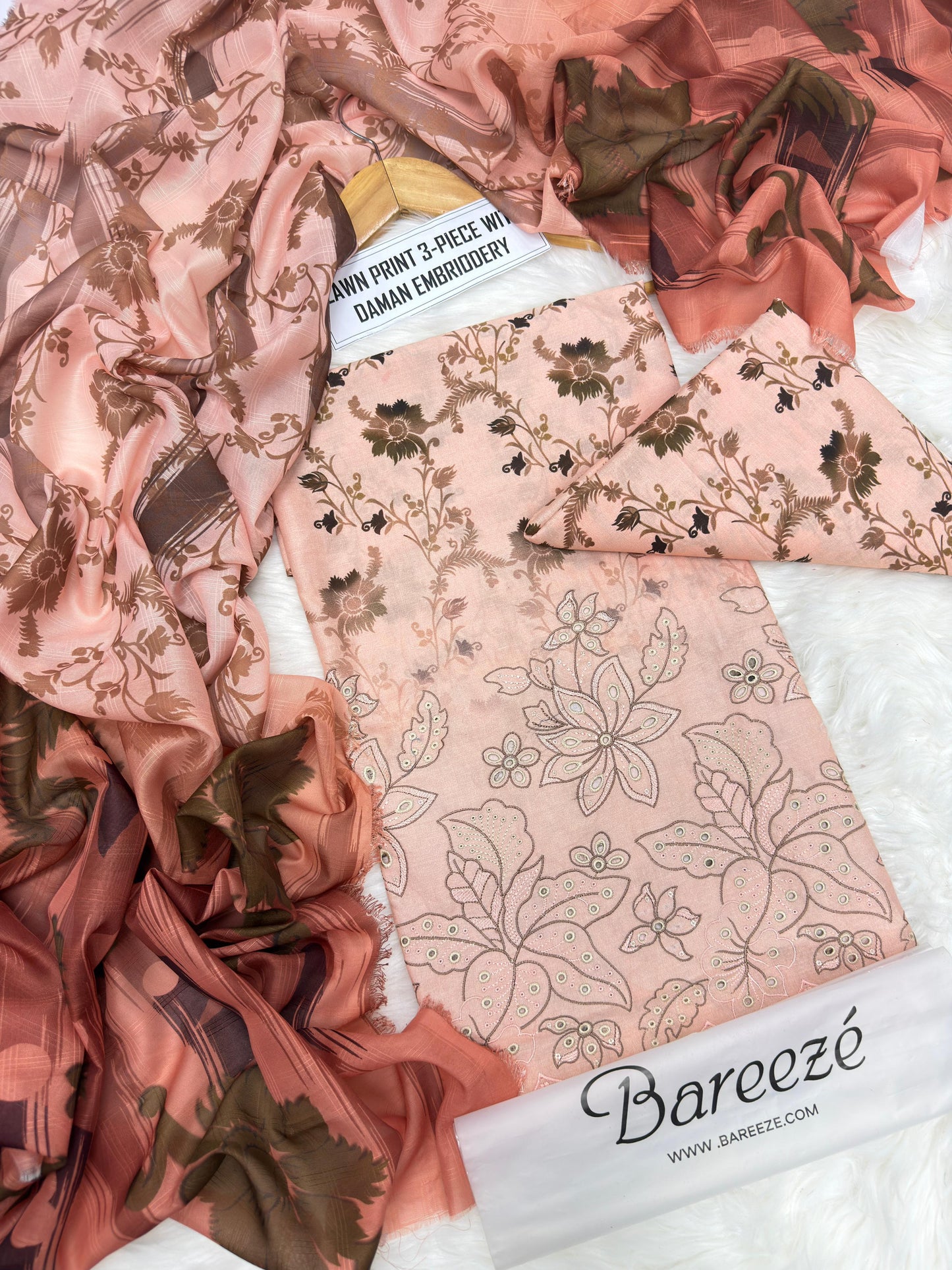 3-piece unstitched lawn suit by Bareeze featuring lawn print with daman embroidery