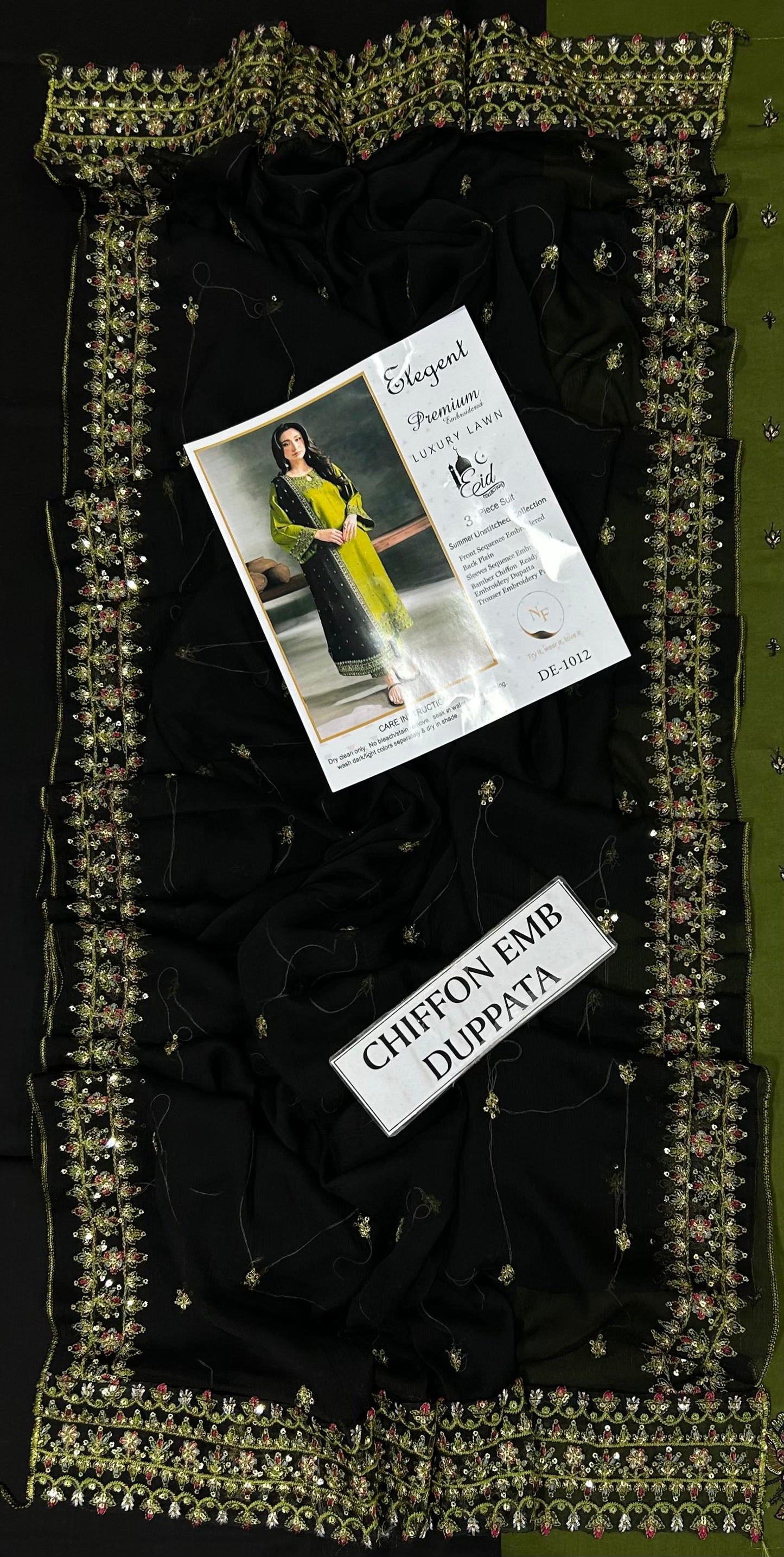 3-piece embroidered lawn suit from the Elegent Premium Luxury Lawn