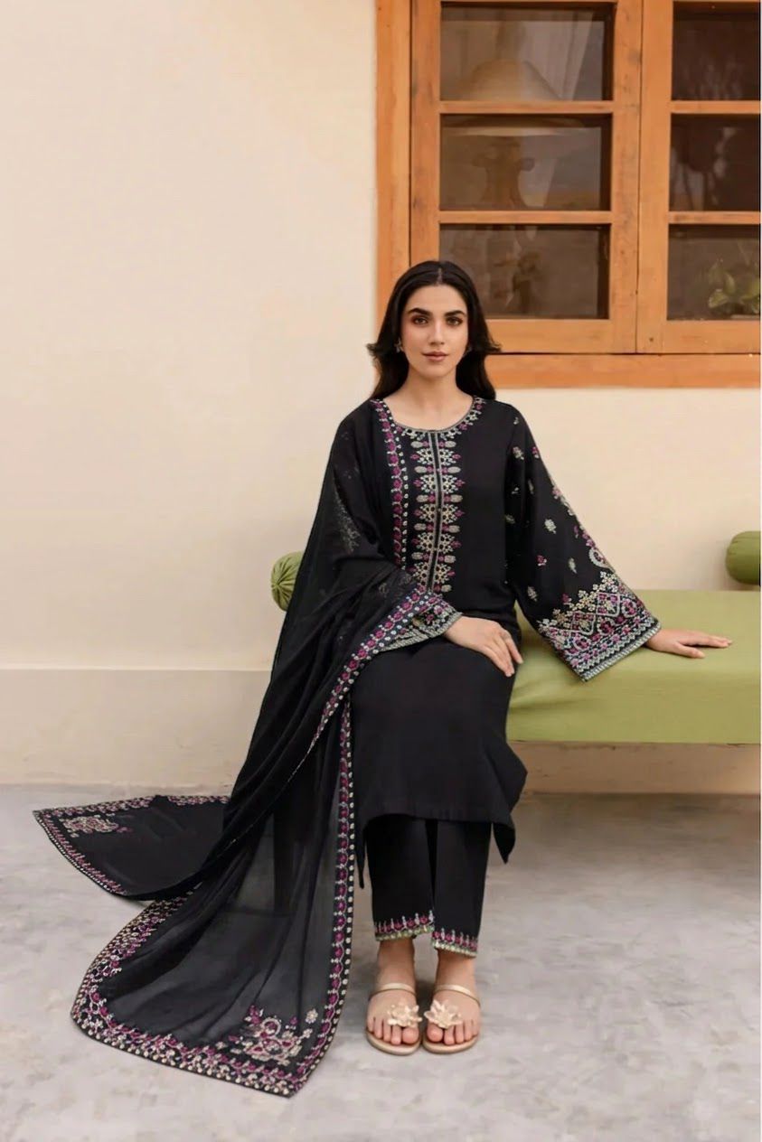 Batik Winter Collection BK-7625 – 3PC Embroidered Dhanak Suit (Teal Blue)