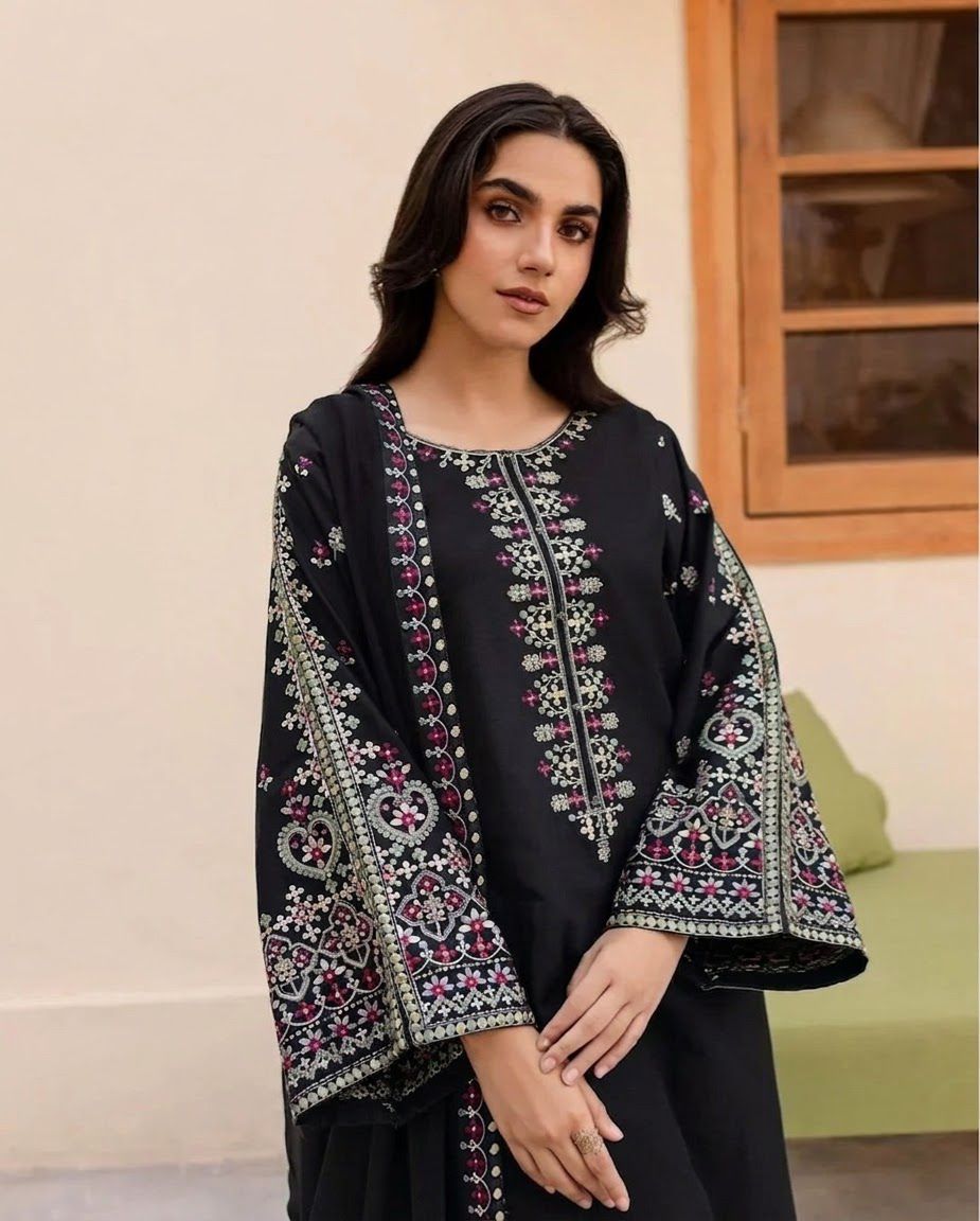 Batik Winter Collection BK-7625 – 3PC Embroidered Dhanak Suit (Teal Blue)