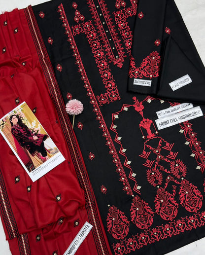 Neelam Munir FF:7639 – Dhanak Embroidered Winter Suit
