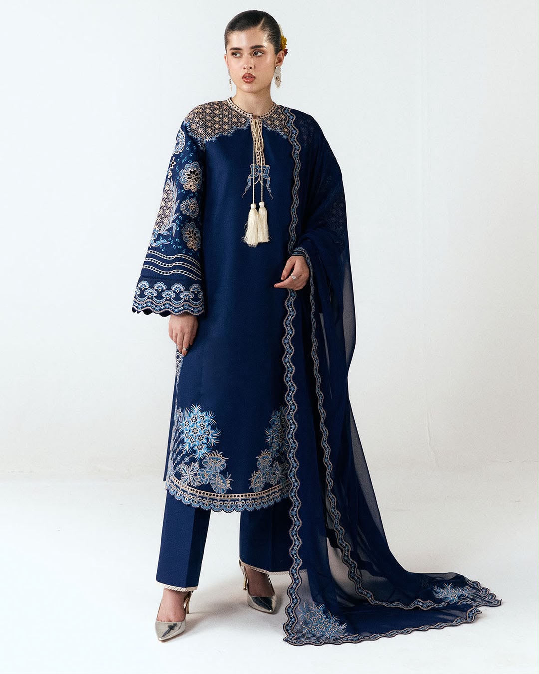 Jugnu 9016 Dhanak Embroidered Suit – Navy Blue | Winter Collection 2026-27