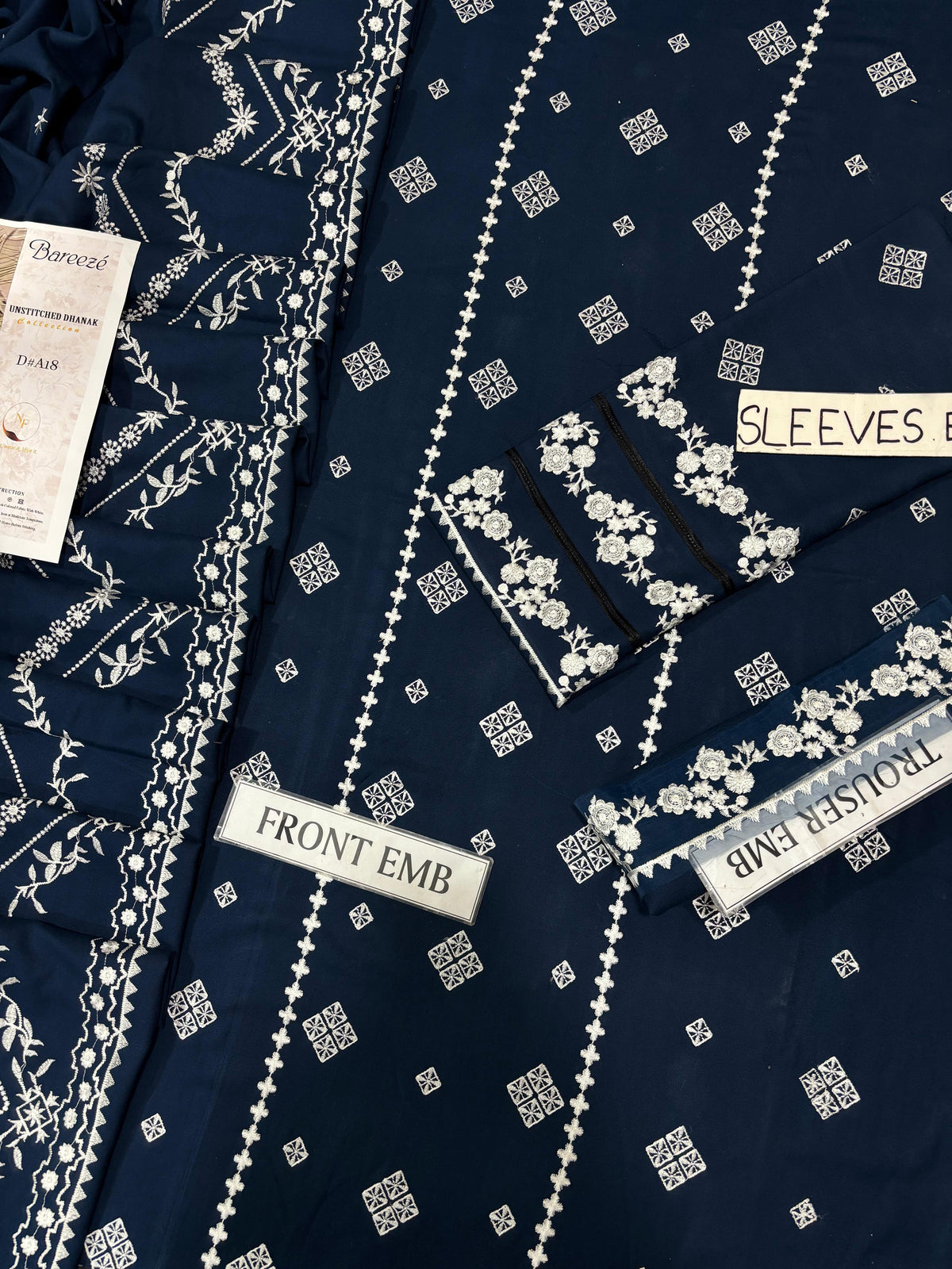 Bareeze D#A18 Dhanak Fabric Detail 2