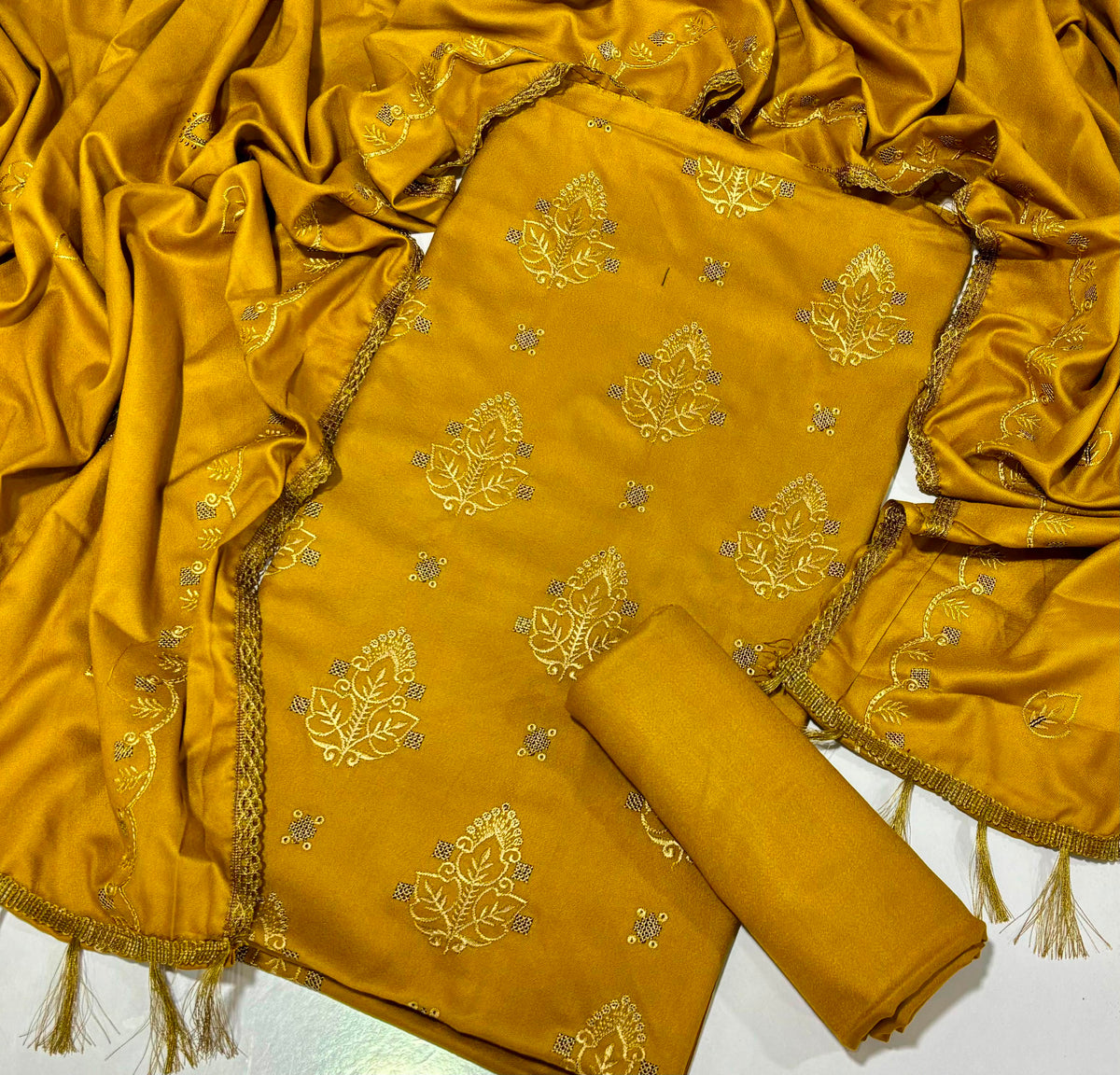 Bonanza Satrangi Dhanak Marina 3PC Embroidered Suit with Shawl