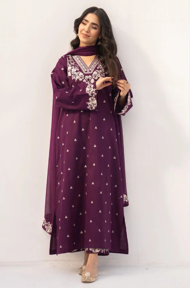 Pezwaan 2702 purple embroidered Airjet Dhanak three-piece winter suit with dupatta and trouser