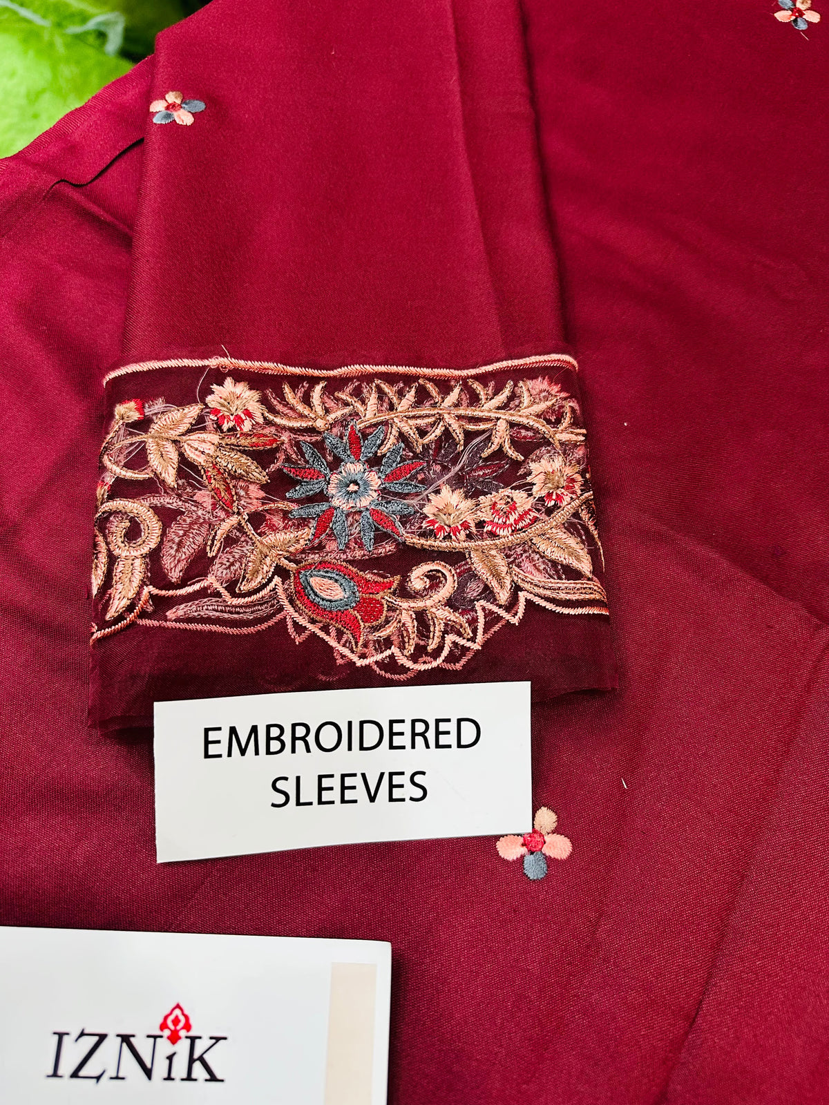 IZNIK TFS 139 Luxury Embroidered Dhanak 2-Piece Suit – Maroon