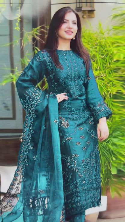Nisa Winter Collection FF-7655B – 3PC Embroidered Dhanak Suit (Dark Green)