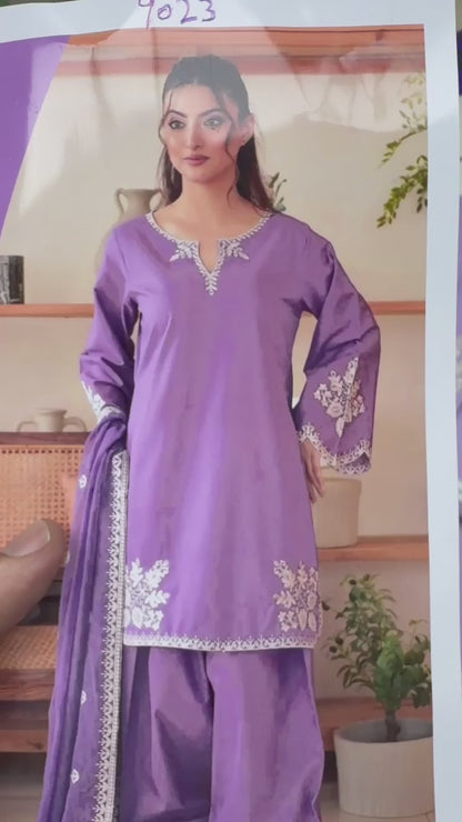 Aneela's 9023 – Dhanak Embroidered Winter 3-Piece Suit